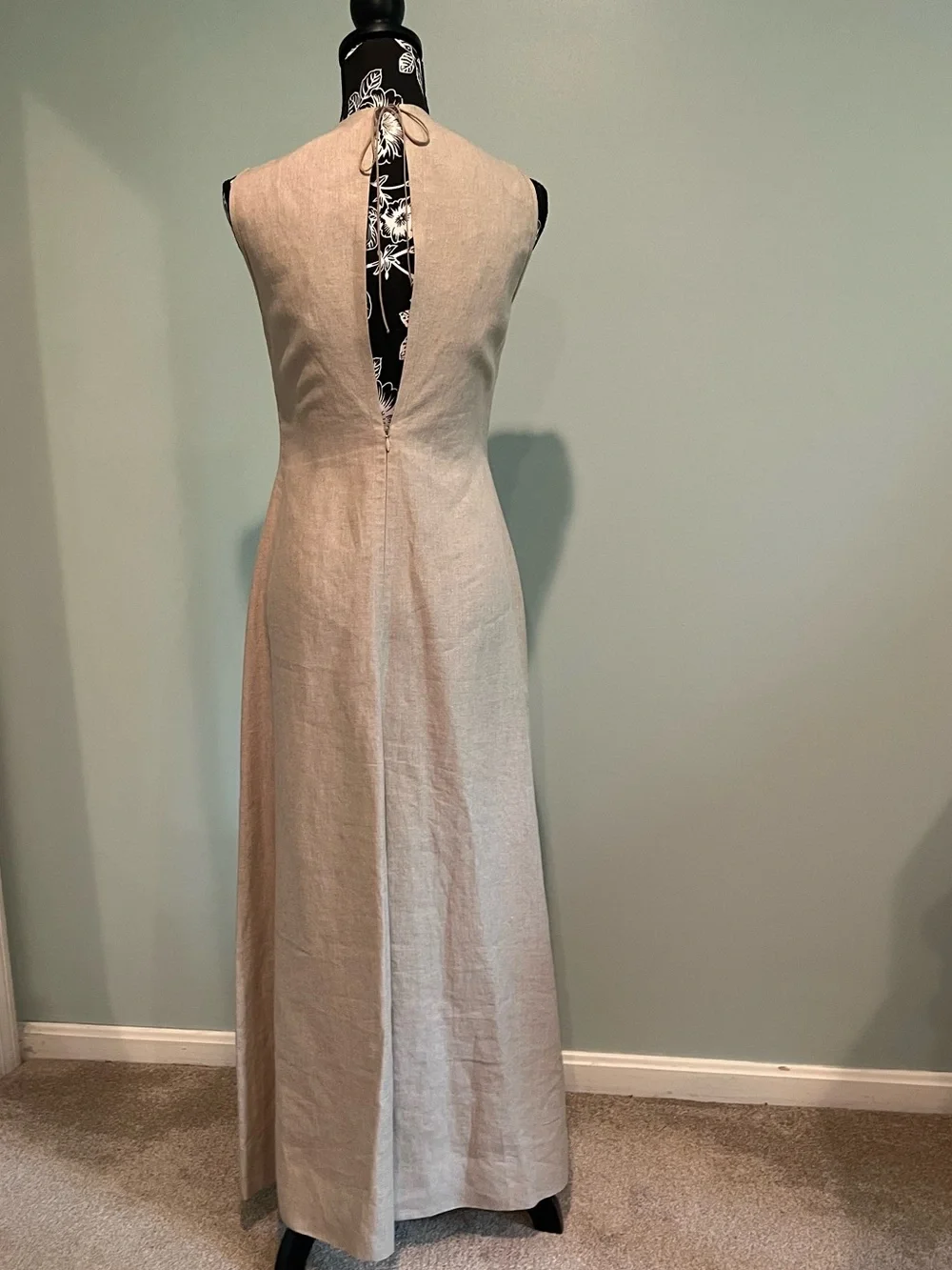 Morgan Le Faye vintage Sleeveless V-Neck linen in Neutral Beige circa 1990